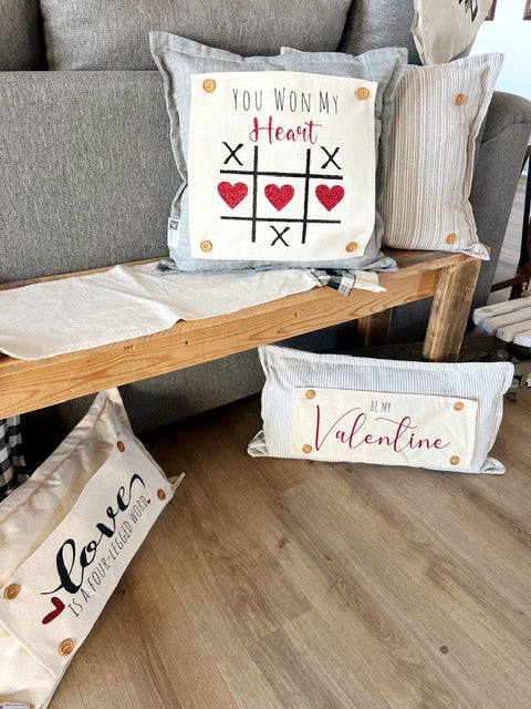 Glitter SQUARE Holiday Panel: Valentine's Day, red, black XO, TIC-TACK-TOE